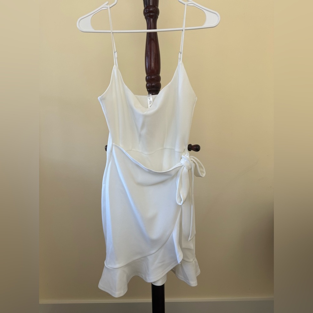 NWT Lucy in the Sky White Wrap Dress